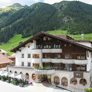 4* Szálloda Alpenhotel Ischglerhof